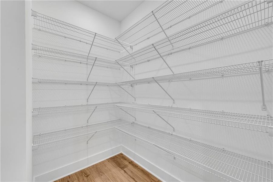 Spacious, unfurnished interior of a new home in , Suwanee (Image 23).