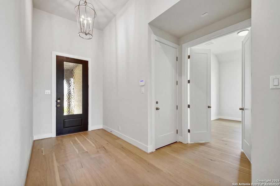 Spacious, unfurnished interior of a new home in Alsatian Oaks: 60ft. lots, Castroville (Image 18).