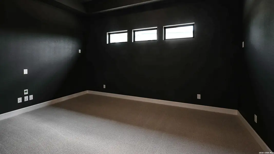 Spacious, unfurnished interior of a new home in The Preserve at Elm Creek, New Braunfels (Image 18).