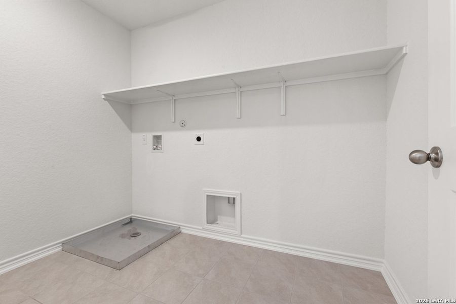 Spacious, unfurnished interior of a new home in Woodside Farms, Seguin (Image 24). Spacious, unfurnished interior of a new home in Woodside Farms, Seguin (Image 24).