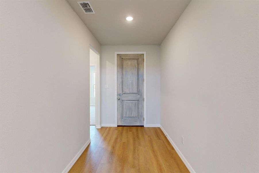 Spacious, unfurnished interior of a new home in Lilybrooke at Legacy Hills, Celina (Image 29).