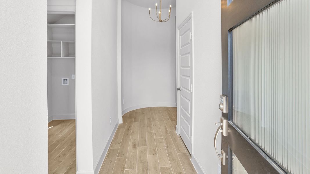 Spacious, unfurnished interior of a new home in The Grand Prairie, Hockley (Image 22).