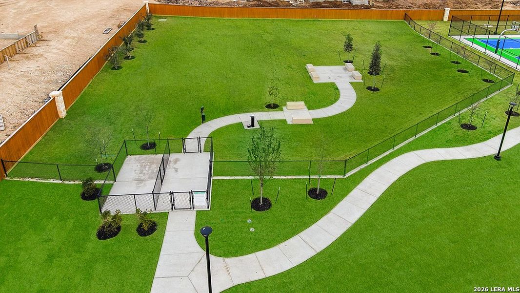 Community amenities in Langdon, San Antonio (Image 31).