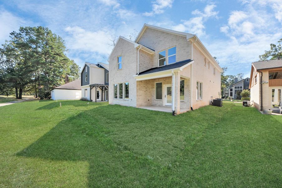 Exterior details and patio area of a home in , Montgomery (Image 4).