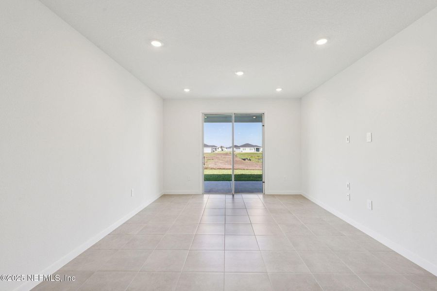 Spacious, unfurnished interior of a new home in Lakes at Bella Lago - Signature Series, Green Cove Springs (Image 34). Spacious, unfurnished interior of a new home in Lakes at Bella Lago - Signature Series, Green Cove Springs (Image 34).