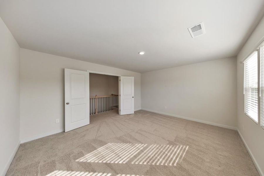 Spacious, unfurnished interior of a new home in Conner Farm, Dawsonville (Image 54).