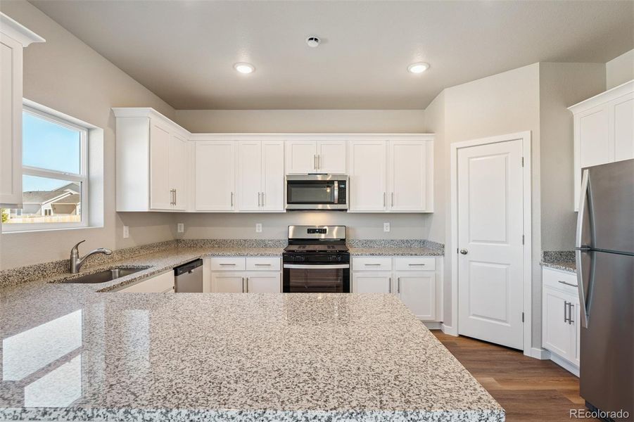 Furnished interior view inside a new home in Cottonwood Greens, Fort Lupton (Image 7). Furnished interior view inside a new home in Cottonwood Greens, Fort Lupton (Image 7).