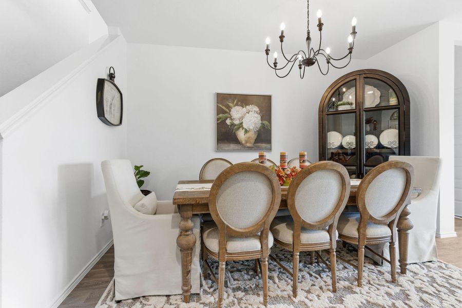 Seamlessly connected dining space perfect for family gatherings and entertaining. Seamlessly connected dining space perfect for family gatherings and entertaining.