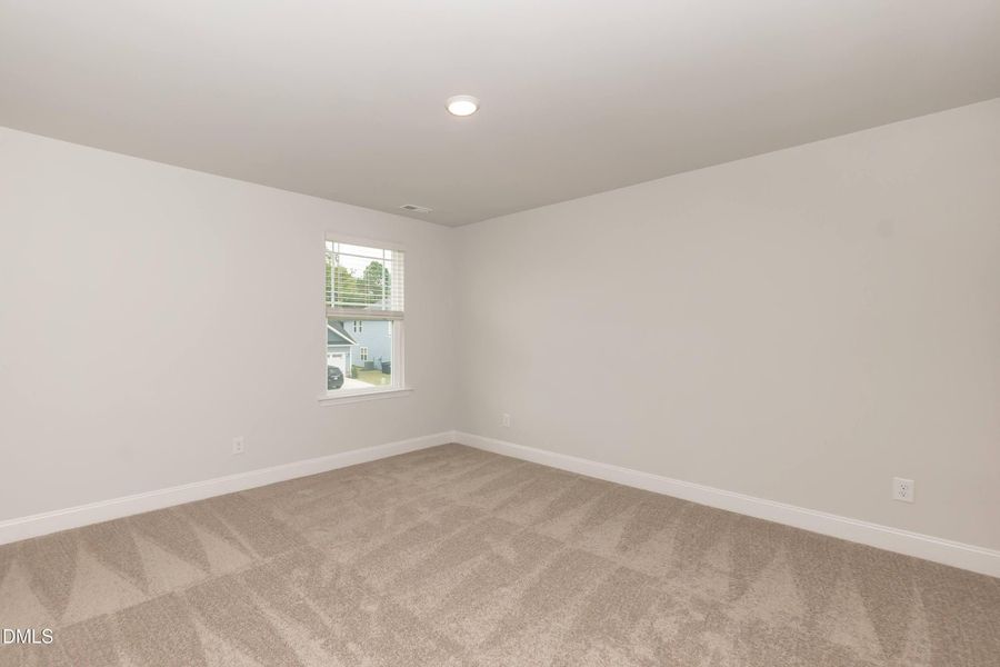 Spacious, unfurnished interior of a new home in Southern Estates, Sanford (Image 30).