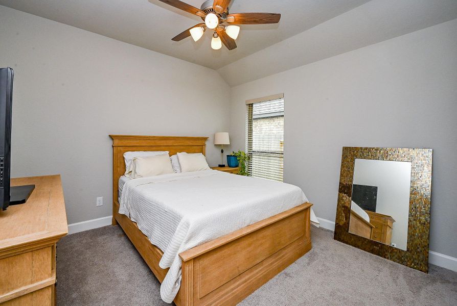 Image 5 of a home in The Grand Prairie 40'. Image 5 of a home in The Grand Prairie 40'.