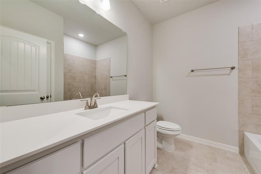 Furnished interior view inside a new home in Northstar, Haslet (Image 6).