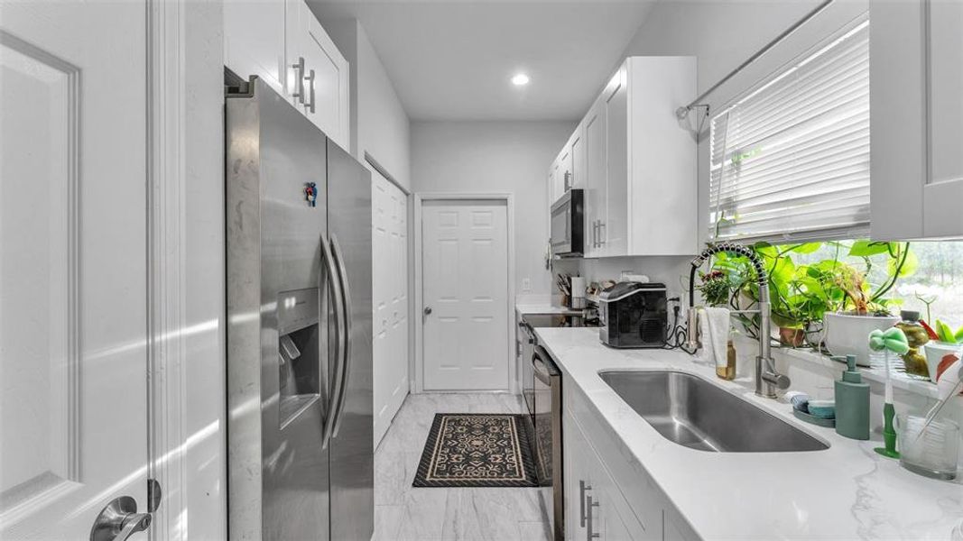 Furnished interior view inside a new home in , Sebring (Image 34).