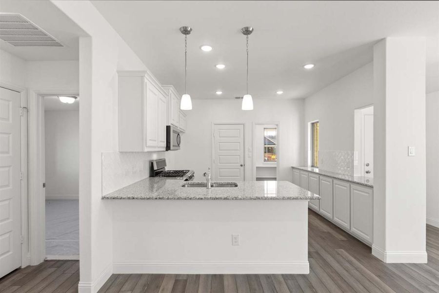 Representative furnished interior of a home built from the Melrose by Pacesetter Homes in Elevon, Lavon (Image 7).