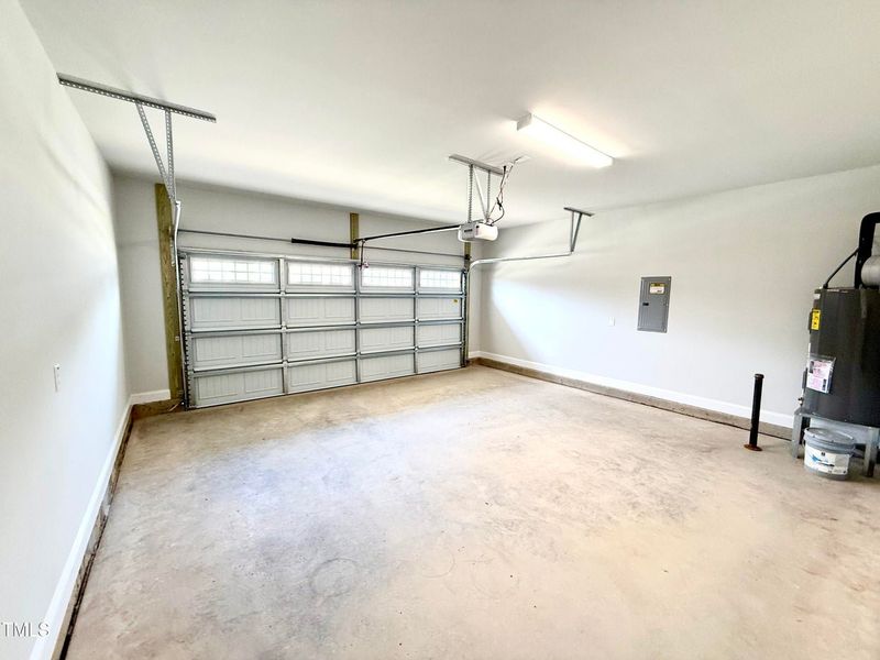 Spacious, unfurnished interior of a new home in Southern Estates, Sanford (Image 25).