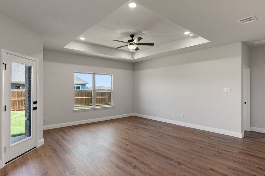 Spacious, unfurnished interior of a new home in Waverly Estates, Nevada (Image 60).