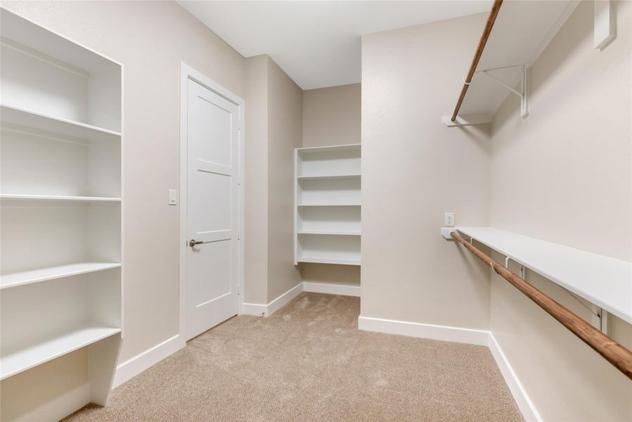 Spacious, unfurnished interior of a new home in , New Caney (Image 21).