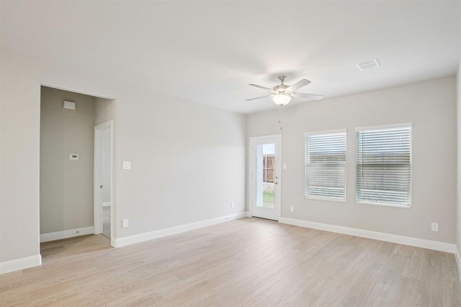 Spacious, unfurnished interior of a new home in Parks at Foster Crossing - Spring Series, Anna (Image 27).