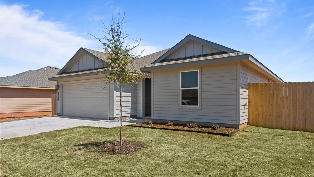 Representative exterior photo of a completed home built from the ZAVALLA by D.R. Horton in Hampton Hills, Abilene, TX (Image 15). Representative exterior photo of a completed home built from the ZAVALLA by D.R. Horton in Hampton Hills, Abilene, TX (Image 15).
