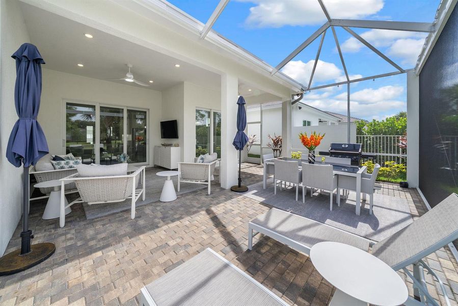 56-web-or-mls-PET05989 56-web-or-mls-PET05989