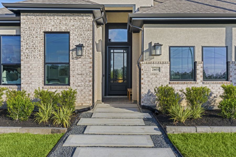 Representative exterior details of a home built from the Lauren by Chesmar Homes in Wood Leaf Reserve, Tomball (Image 3).