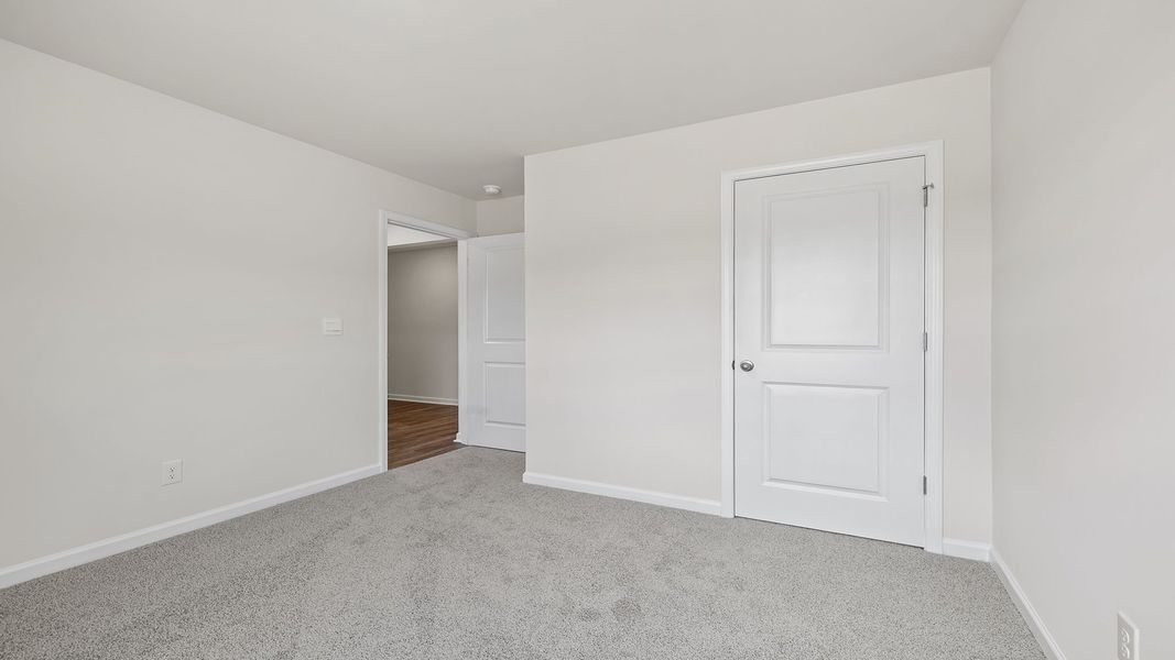 Spacious, unfurnished interior of a new home in Spring Ridge, Anderson (Image 23).