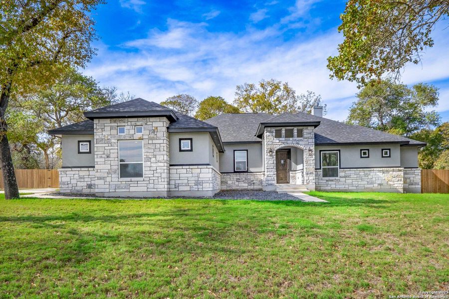 Exterior details and patio area of a home in , La Vernia (Image 29). Exterior details and patio area of a home in , La Vernia (Image 29).