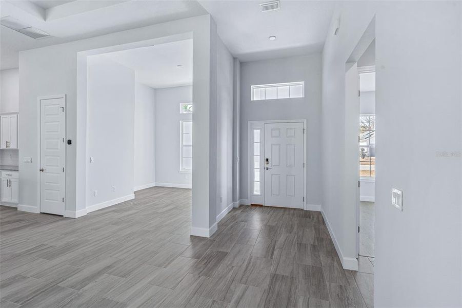 Spacious, unfurnished interior of a new home in , Palm Coast (Image 18). Spacious, unfurnished interior of a new home in , Palm Coast (Image 18).