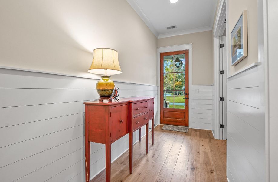Furnished interior view inside a new home in , Beaufort (Image 33).