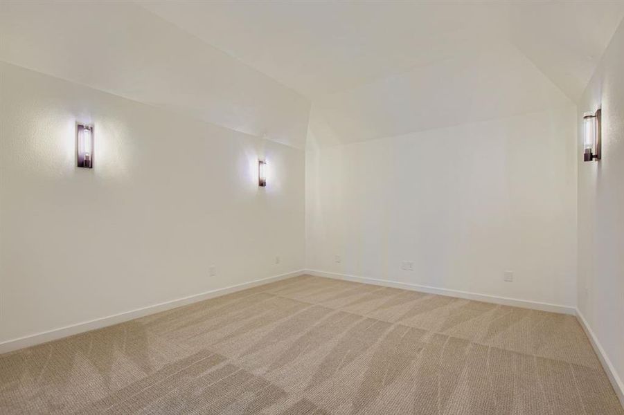 Spacious, unfurnished interior of a new home in Star Trail - 55s, Prosper (Image 25). Spacious, unfurnished interior of a new home in Star Trail - 55s, Prosper (Image 25).