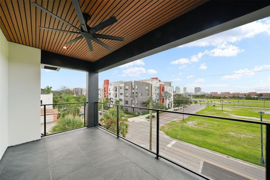 Exterior details and patio area of a home in , Tampa (Image 29).