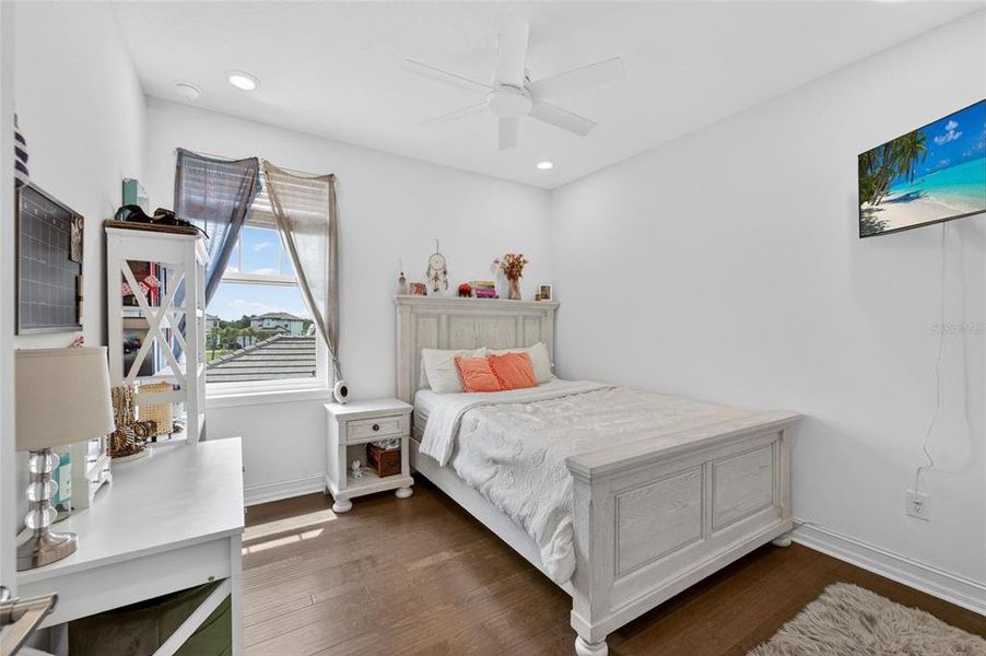 Furnished interior view inside a new home in SouthShore Yacht Club, Ruskin (Image 51).