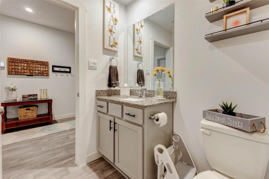 Furnished interior view inside a new home in Tamarron, Fulshear (Image 34). Furnished interior view inside a new home in Tamarron, Fulshear (Image 34).