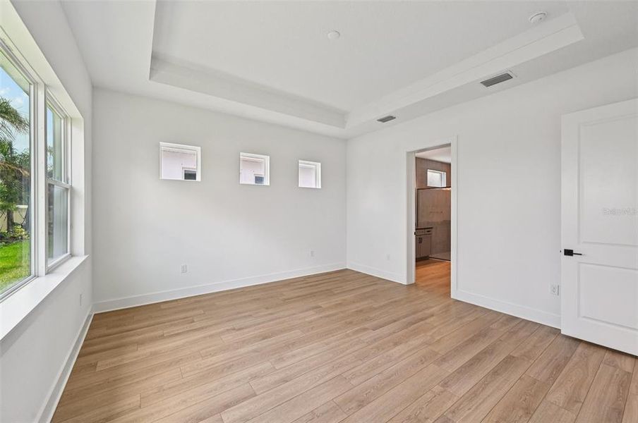 Spacious, unfurnished interior of a new home in Biscayne Landing at Seaire, Parrish (Image 39).