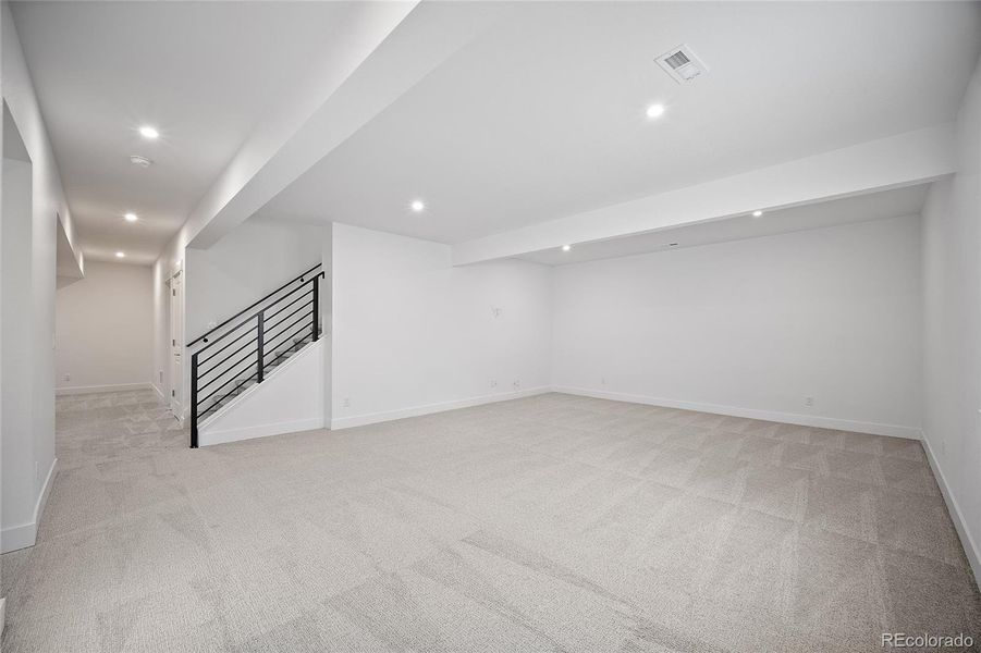 Spacious, unfurnished interior of a new home in Jackson Creek, Monument (Image 34).