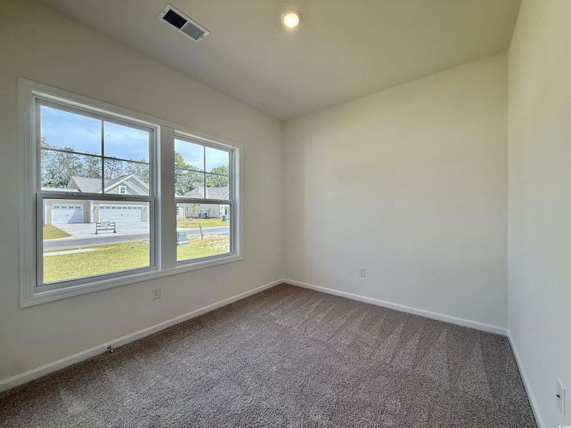 Spacious, unfurnished interior of a new home in Oak Grove, Conway (Image 26).