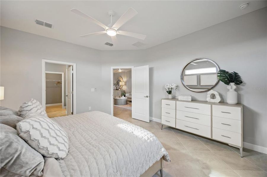 Furnished interior view inside a new home in , Englewood (Image 7).