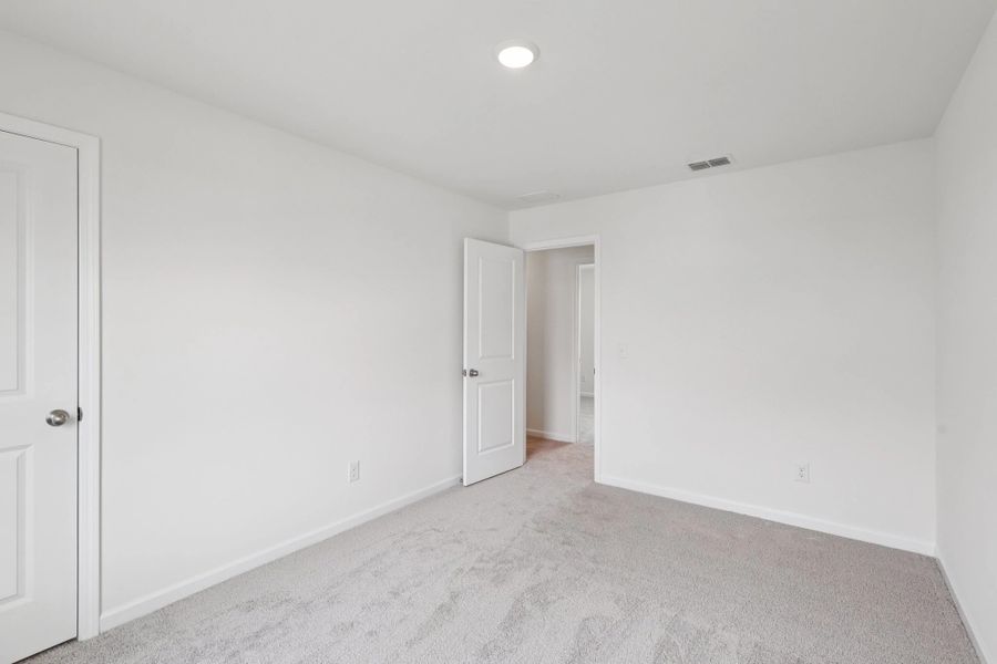 Representative unfurnished interior of a home built from the Luminary by Starlight Homes in The Summit at Carters Station, Columbia (Image 18).