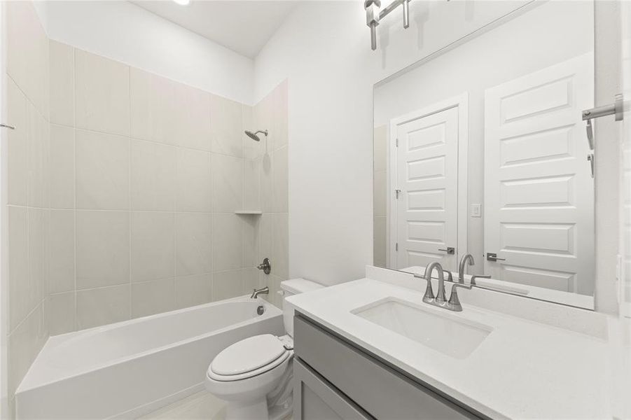 Furnished interior view inside a new home in The Highlands, Rockwall (Image 17).