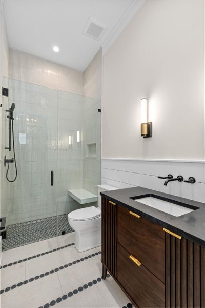 Furnished interior view inside a new home in , Charleston (Image 37).
