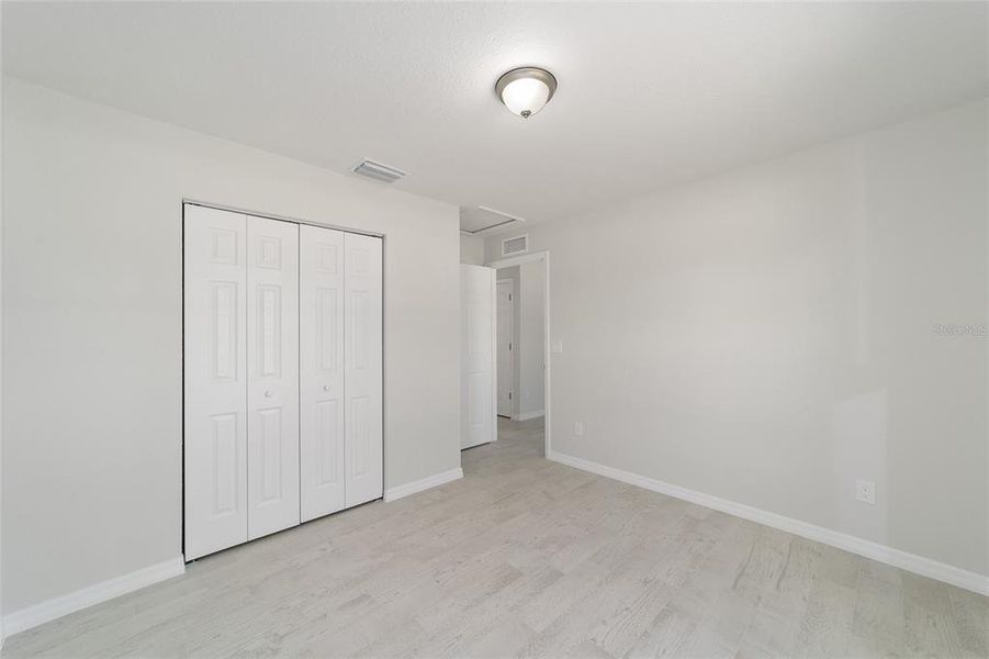 Spacious, unfurnished interior of a new home in , Belleview (Image 31).