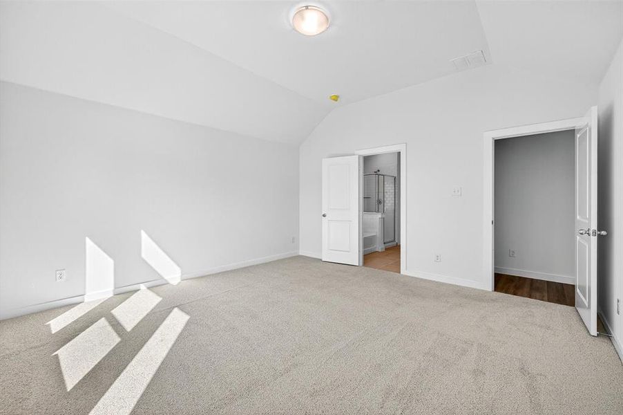 Spacious, unfurnished interior of a new home in Hickory Hill, Sherman (Image 30). Spacious, unfurnished interior of a new home in Hickory Hill, Sherman (Image 30).