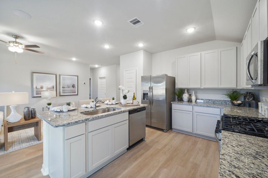 Lexington Heights Model Home - Golden - Kitchen Lexington Heights Model Home - Golden - Kitchen