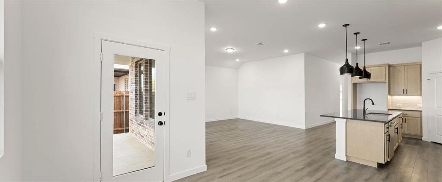 Breakfast Area Breakfast Area