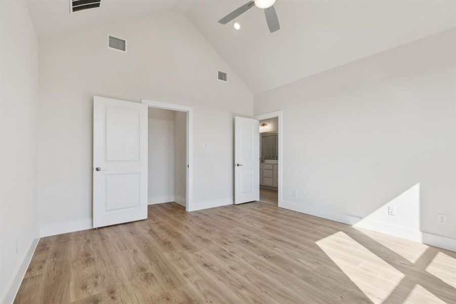 Spacious, unfurnished interior of a new home in Ellis Ranch Estates, Waxahachie (Image 17).
