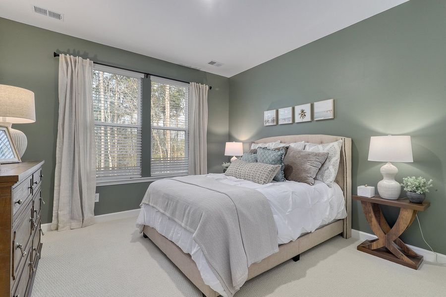 Furnished interior view inside a new home in Bally Castle, Murrells Inlet (Image 6).