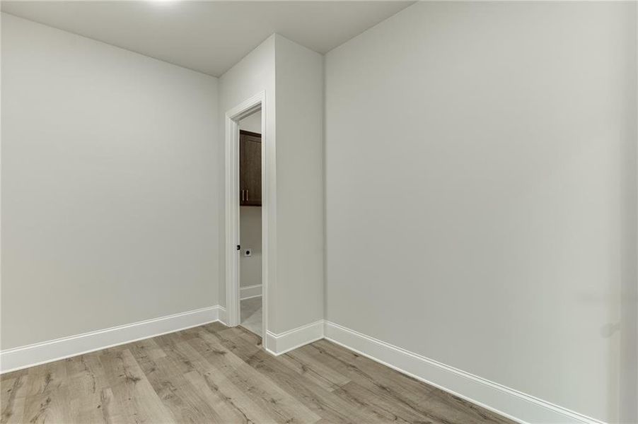 Spacious, unfurnished interior of a new home in , Jefferson (Image 22).