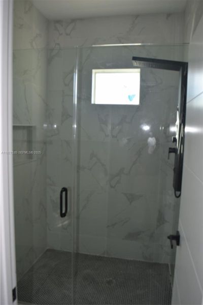 Close-up of interior finishes inside a home in , Lehigh Acres (Image 16). Close-up of interior finishes inside a home in , Lehigh Acres (Image 16).