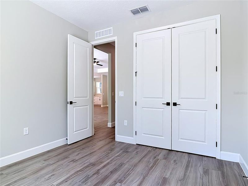 Spacious, unfurnished interior of a new home in , Eustis (Image 26).