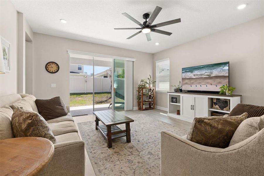 Furnished interior view inside a new home in Hartwood Landing, Clermont (Image 7).