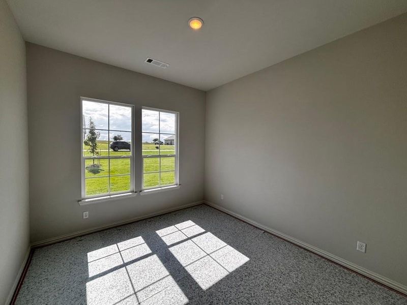 Spacious, unfurnished interior of a new home in Hillview Addition, Decatur (Image 11).